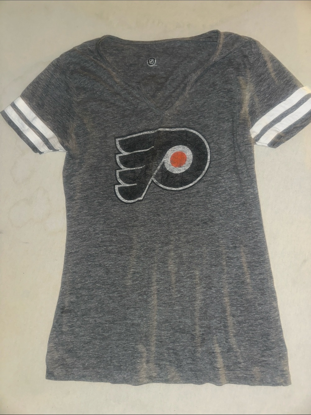 Womens NHL OS Gray Philadelphia Flyers Short Sleeve Tee